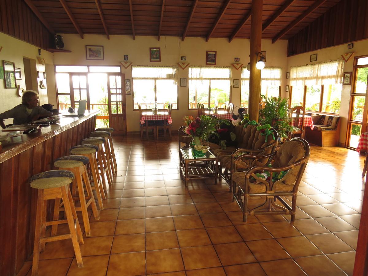 Hotel La Rana de Arenal Nuevo Arenal Exterior foto